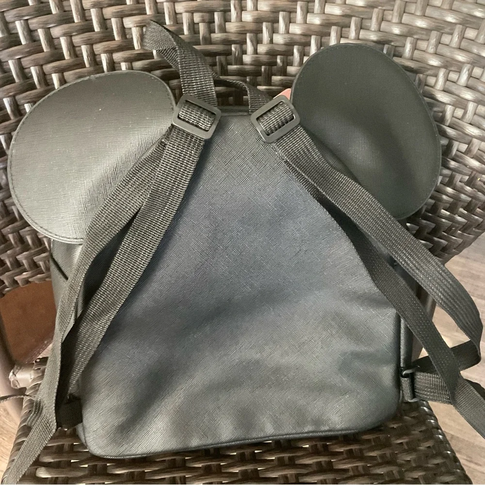 Cute mini backpack, new, quilted zipper pocket